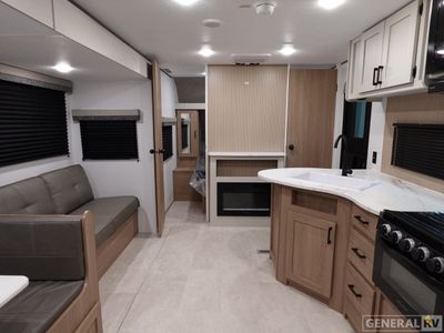 2026 Dutchmen Aspen Trail LE - Photo 6