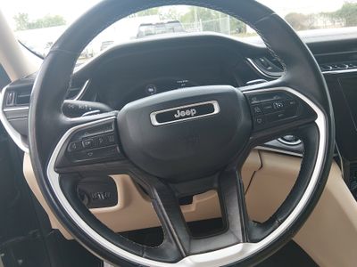 2022 Jeep Grand Cherokee - Photo 12