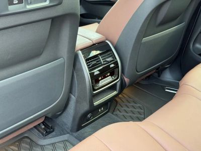 2020 BMW X7 - Photo 26