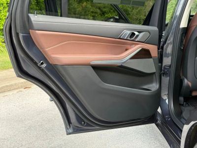 2020 BMW X7 - Photo 24