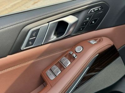 2020 BMW X7 - Photo 21