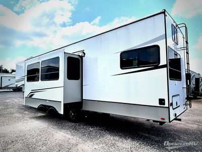 2023 Keystone Cougar - Photo 2