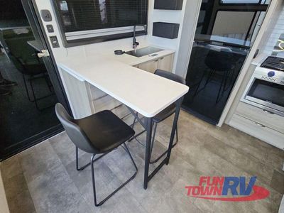 2025 Forest River RV Wildwood FSX - Photo 24
