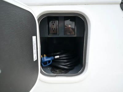 2027 Entegra ODYSSEY — photo 38 view