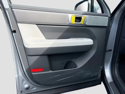 2026 Hyundai SANTA FE HYBRID — photo 23 view