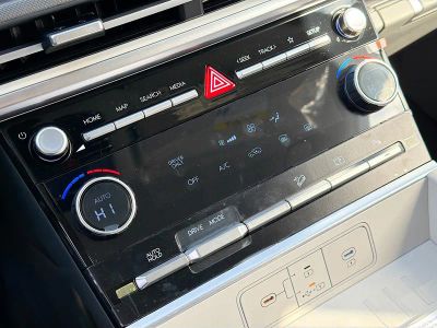 2026 Hyundai SANTA FE HYBRID — photo 33 view