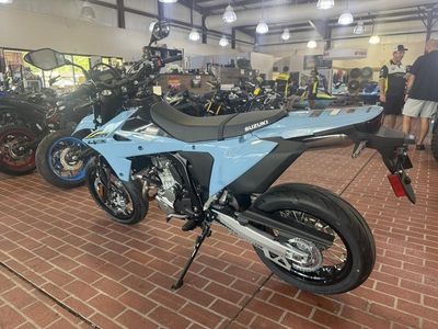 2025 Suzuki DR-Z4SM - Photo 3
