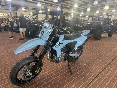 2025 Suzuki DR-Z4SM - Photo 2
