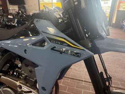 2025 Suzuki DR-Z4SM - Photo 10