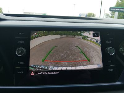 2022 Volkswagen Taos — photo 16 view