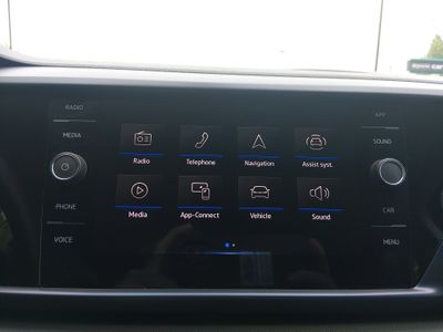 2022 Volkswagen Taos — photo 18 view