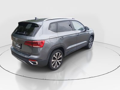 2022 Volkswagen Taos — photo 7 view
