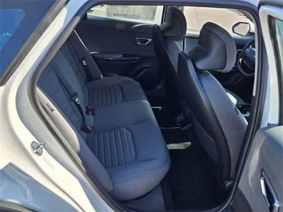 2025 Kia K4 — photo 11 view