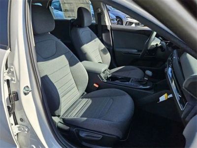 2025 Kia K4 — photo 12 view