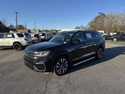 2022 Volkswagen Atlas — rear three-quarter view