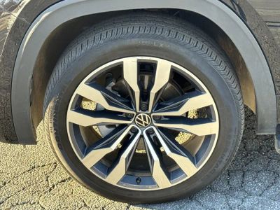 2022 Volkswagen Atlas — photo 11 view