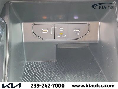 2026 Kia Sorento — photo 27 view