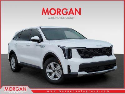 2026 Kia Sorento LX in Glacial White Pearl — front three-quarter view