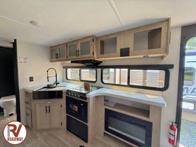 2027 Forest River RV Cherokee Grey Wolf — photo 11 view