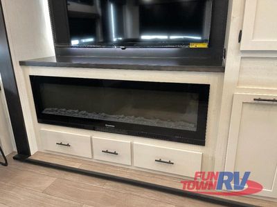 2026 Forest River RV Cherokee Arctic Wolf - Photo 25