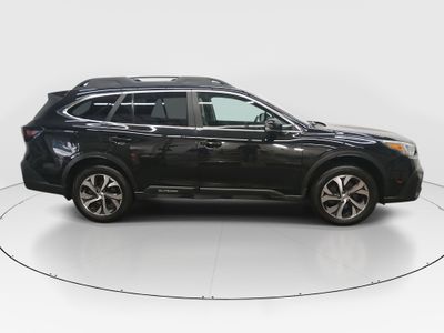 2020 Subaru Outback — photo 8 view