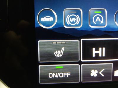2020 Subaru Outback — photo 18 view