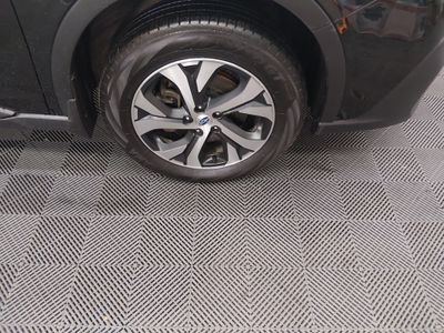 2020 Subaru Outback — photo 10 view