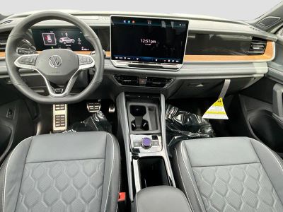 2026 Volkswagen Tiguan — photo 16 view