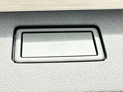 2026 Volkswagen Tiguan — photo 13 view