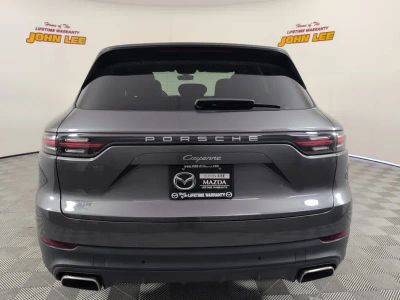 2019 Porsche Cayenne — interior view