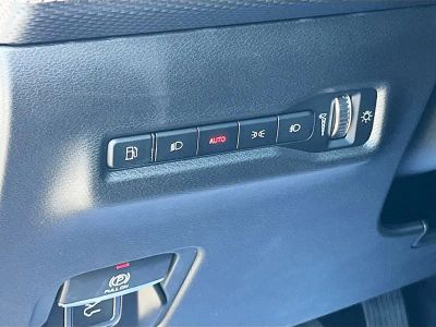 2026 Jeep Cherokee — photo 10 view