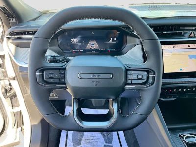 2026 Jeep Cherokee — photo 11 view