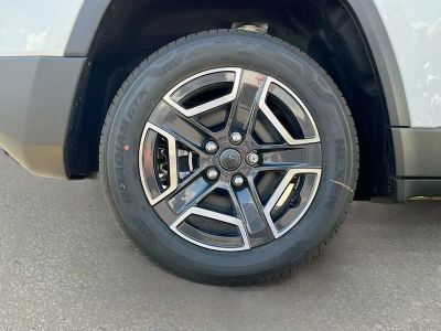 2026 Jeep Cherokee — photo 30 view