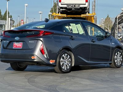 2020 Toyota Prius Prime - Photo 2