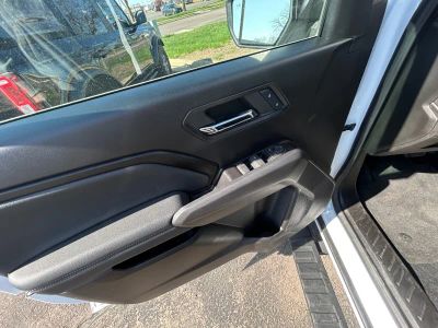 2024 Chevrolet Colorado — photo 20 view