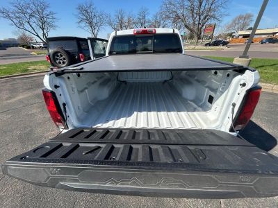 2024 Chevrolet Colorado — photo 17 view