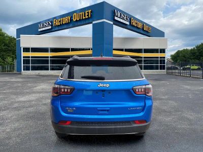 2023 Jeep Compass — detail view