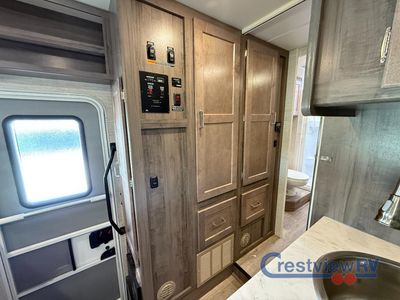 2025 Winnebago Minnie Winnie - Photo 14