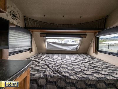 2017 Lance Lance Travel Trailers - Photo 9