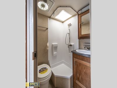 2017 Lance Lance Travel Trailers - Photo 12