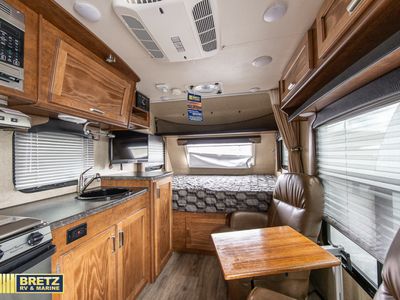 2017 Lance Lance Travel Trailers - Photo 11
