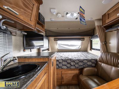 2017 Lance Lance Travel Trailers - Photo 10