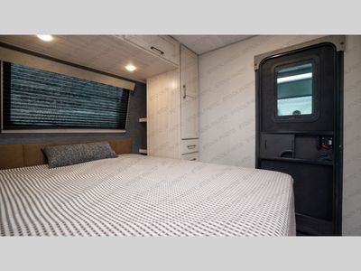 2026 Forest River RV Surveyor Legend - Photo 8