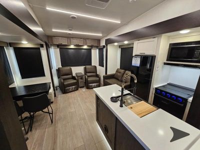 2026 Forest River RV Cherokee Arctic Wolf - Photo 21