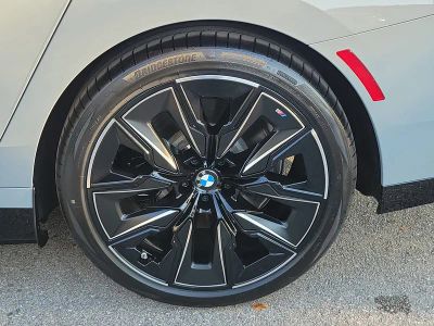 2026 BMW i7 — photo 9 view