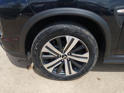 2025 Mitsubishi Outlander Sport — photo 10 view