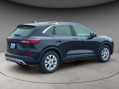 2024 Ford Escape — detail view