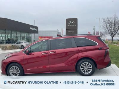 2021 Toyota Sienna - Photo 14