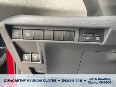 2021 Toyota Sienna - Photo 26