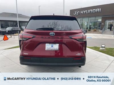 2021 Toyota Sienna - Photo 16